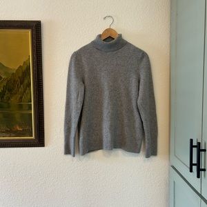Cashmere sweater